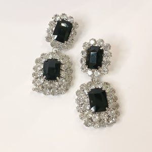 Aretes glam negros con cristales plateados